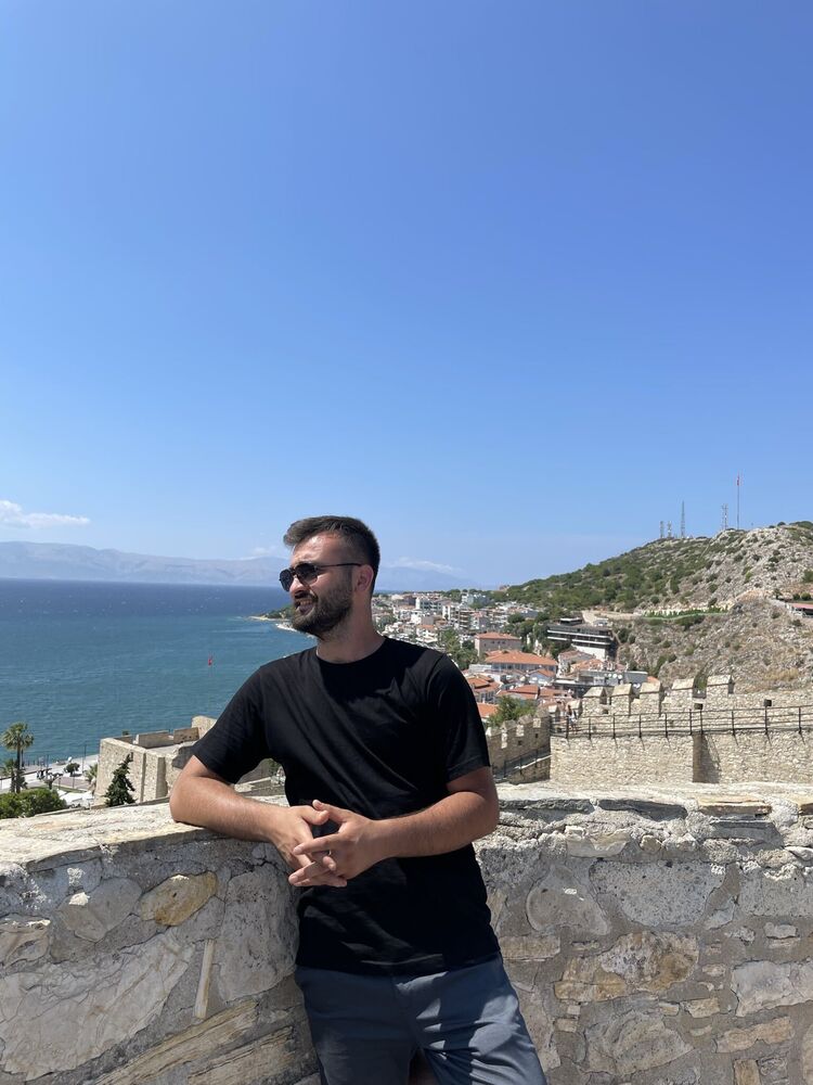  Ortakoy,   Aslan, 27 ,     , c 