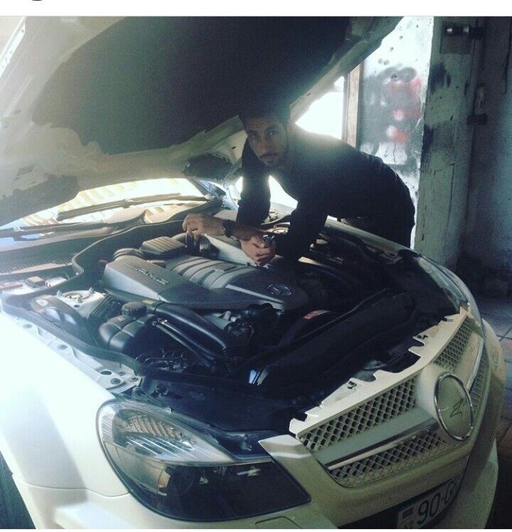  11090911  Aqshin, 31 ,    