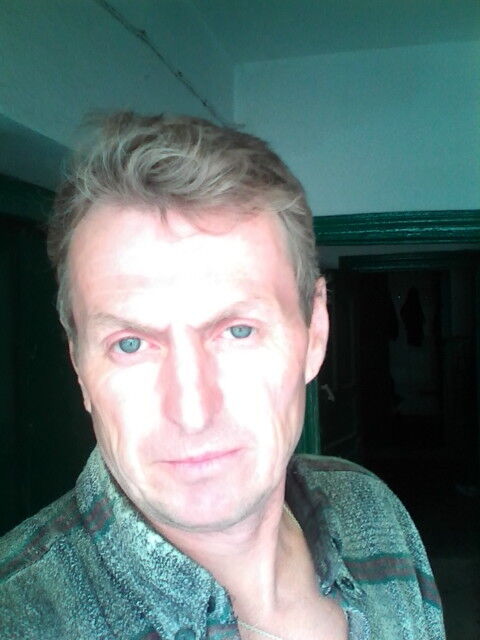  7684641  Alik, 59 ,    
