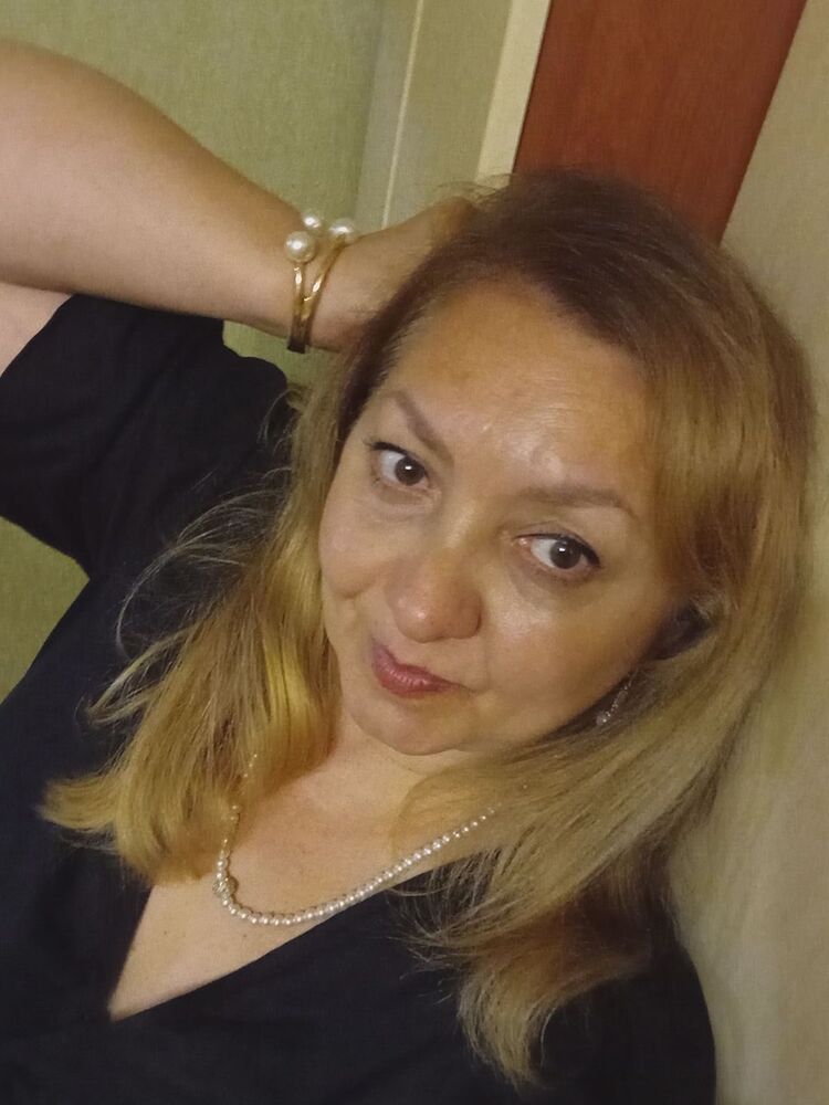  51865751  Olga, 48 ,     