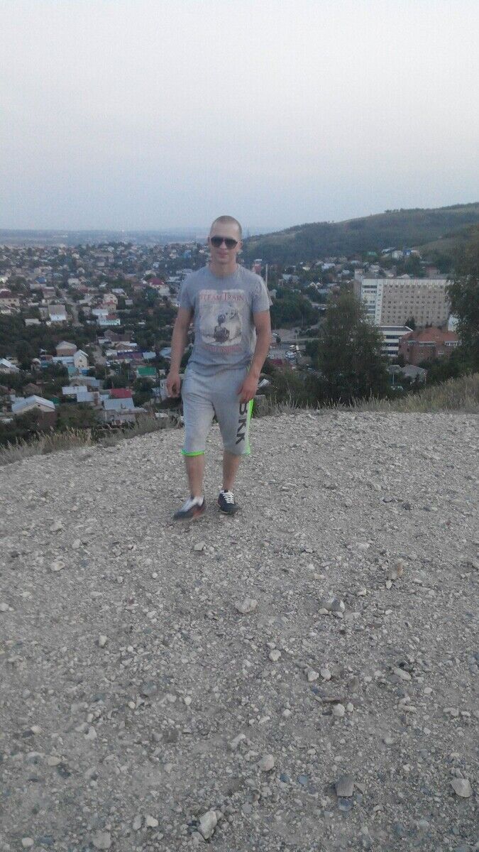 ���� 20053911 ������� Yra, 38 ���, ���� ���������� � ��������