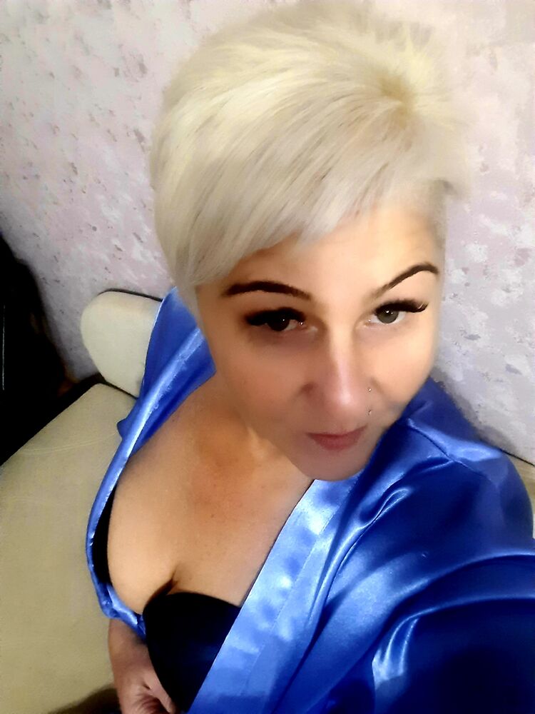  47260181  Elena, 48 ,    