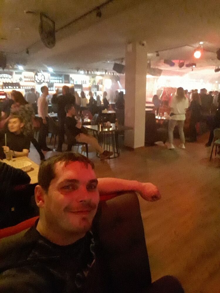  18508581  , 37 ,    