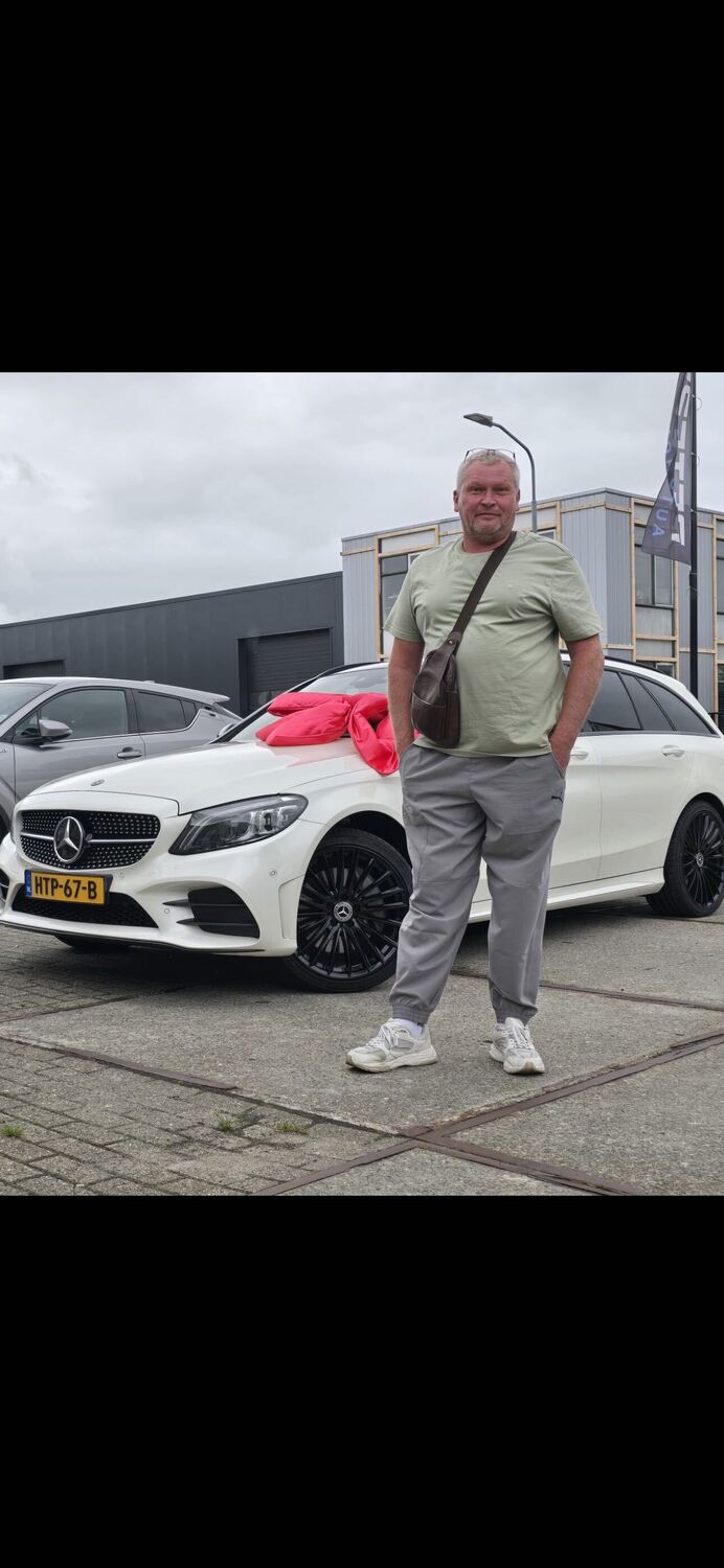  Bergen op Zoom,   Igor, 51 ,   ,   , c , 