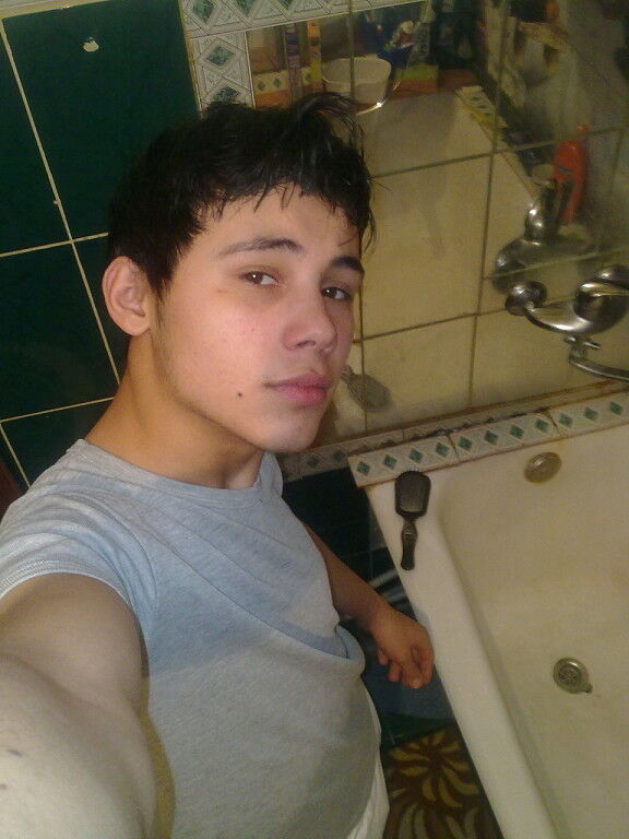  6297831  Ruslan, 31 ,    