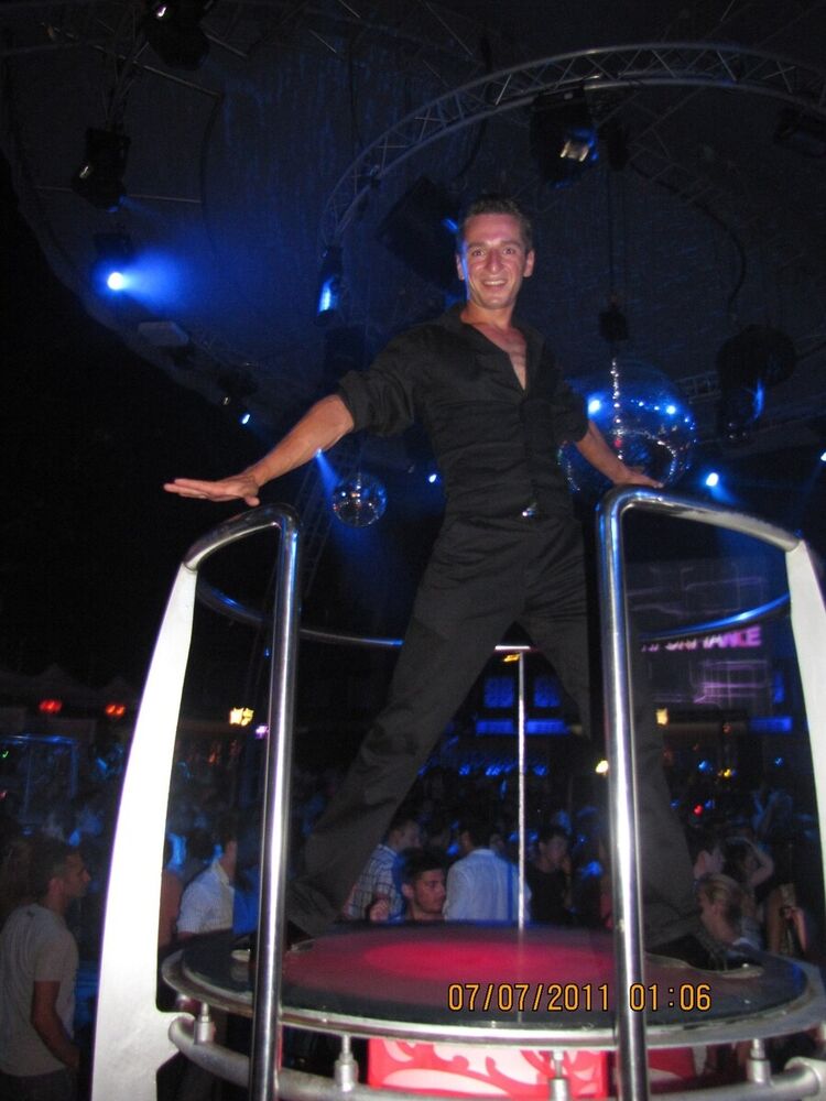  ,   David, 41 ,   ,   , c , 