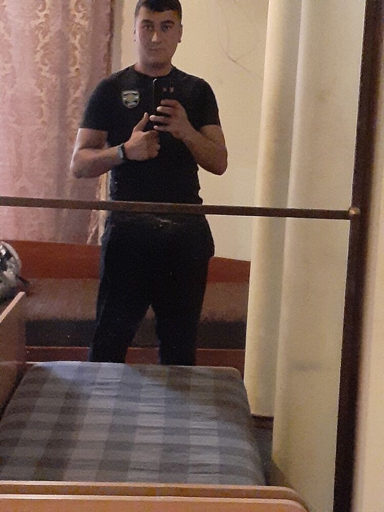 21528911  , 33 ,    