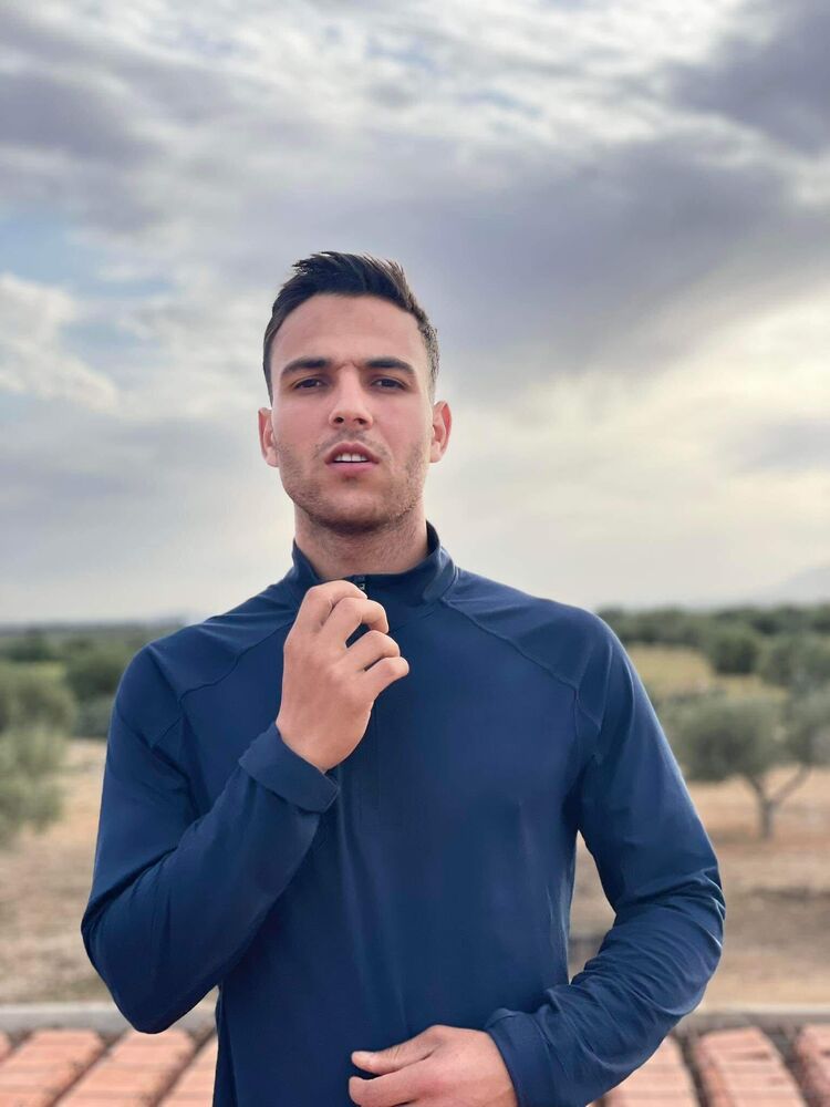  ,   Bader, 27 ,   ,   