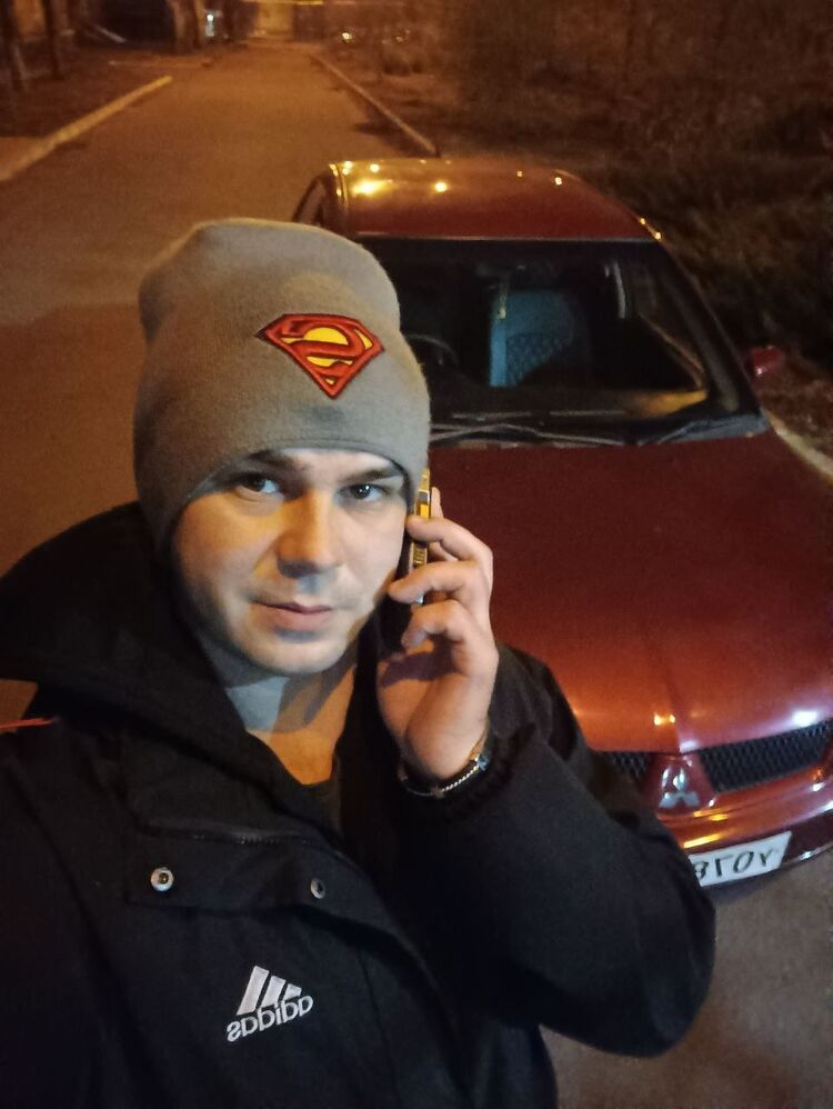  45615781  , 28 ,    