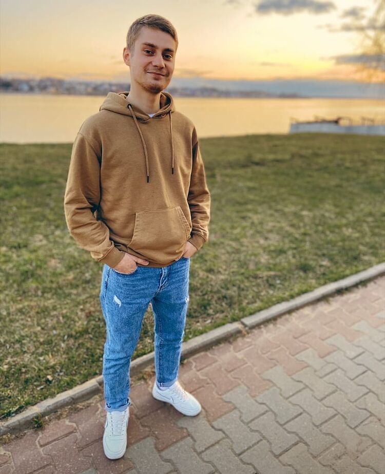  ,   Vlad, 31 ,   ,   