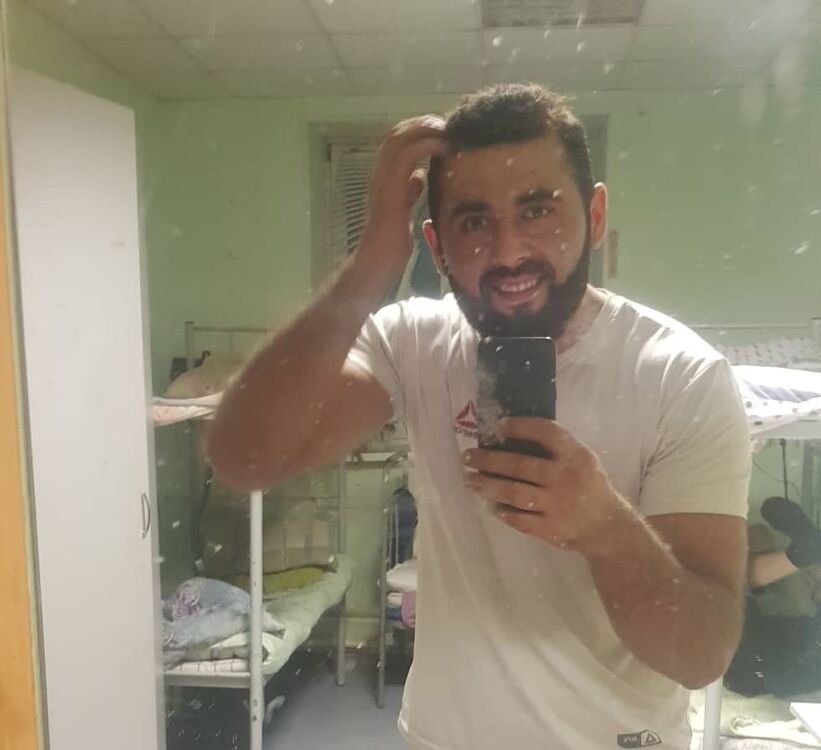  ,   Malish, 25 ,   ,   
