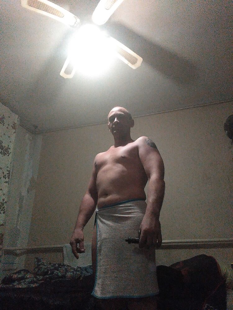  9930181  , 48 ,    