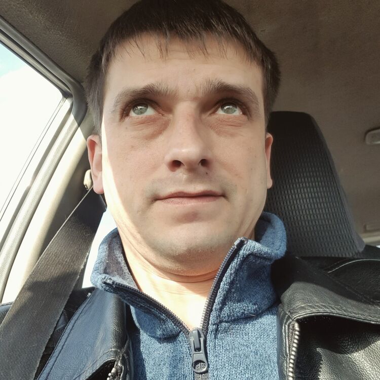  ,   Pavel, 35 ,   ,   , c 