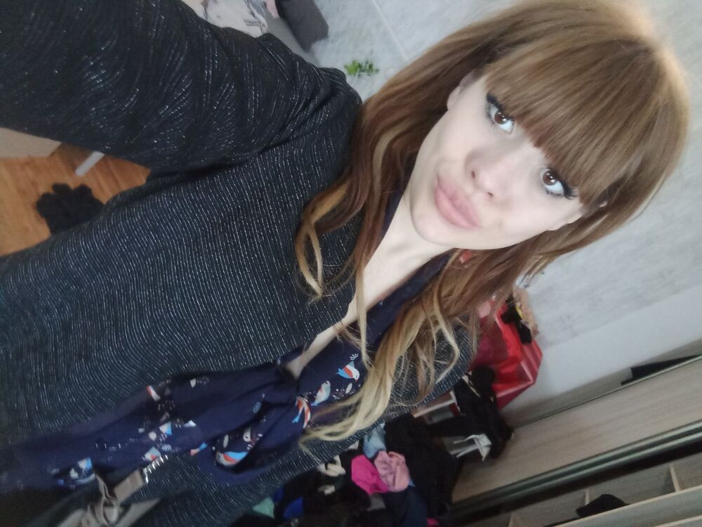  26333221  Darya, 33 ,    