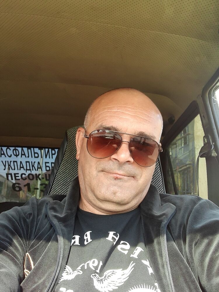  18504071  , 57 ,    