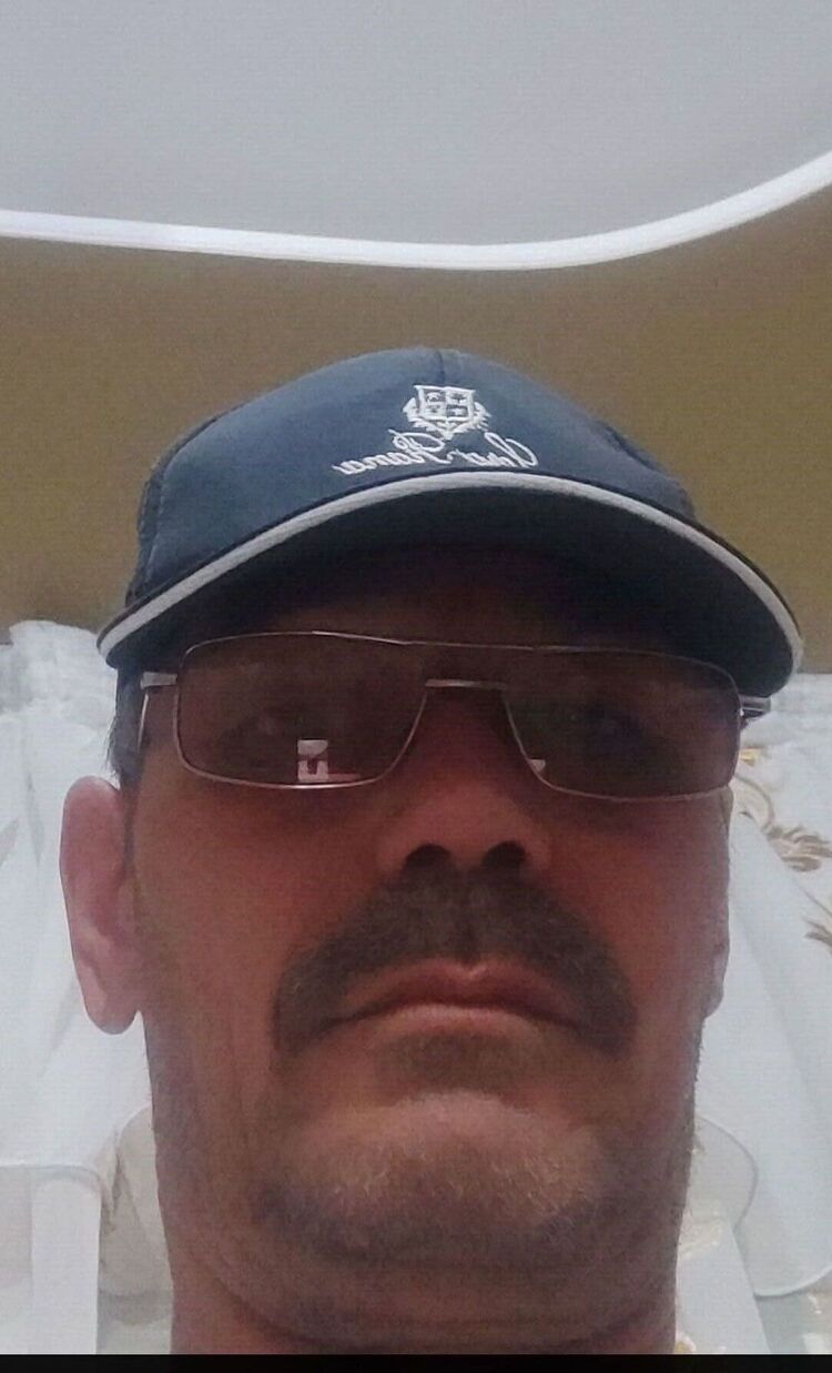  46037721  , 49 ,    