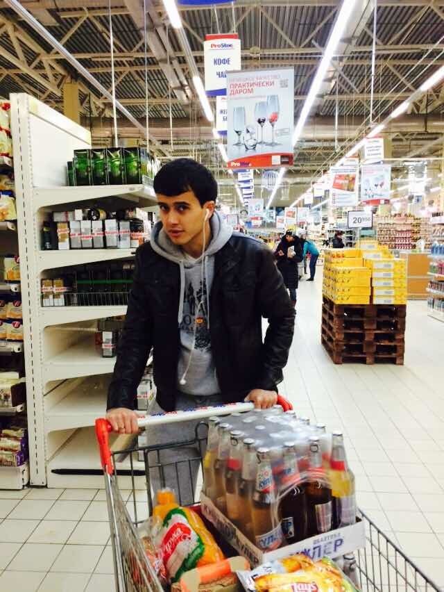  ,   Mekan, 33 ,   