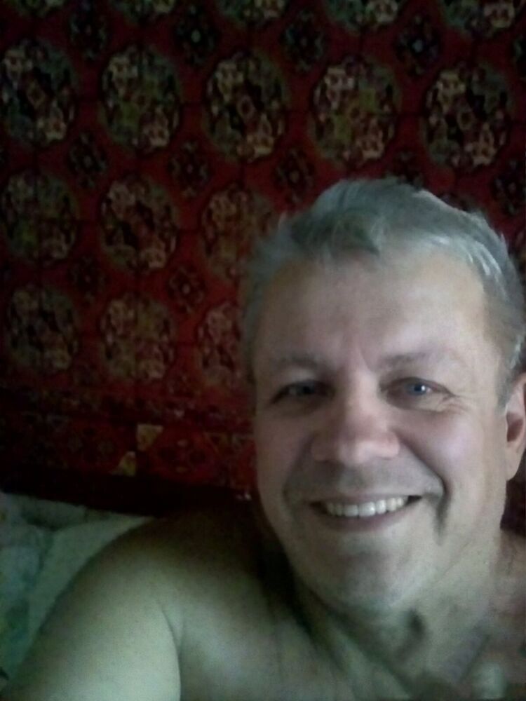  41863541  Nikolay, 67 ,    