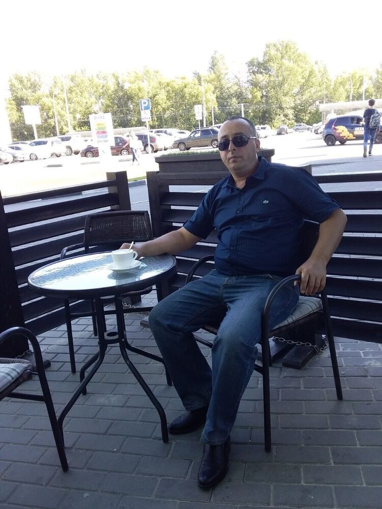  20941311  Garik, 47 ,    
