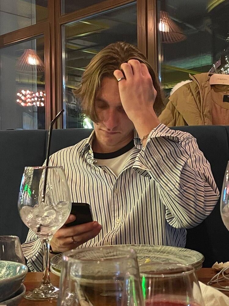 ���� 40076891 ����� Luka, 21 ���, ���� ���������� � ������