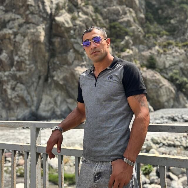  53199491  ARTUR, 30 ,    