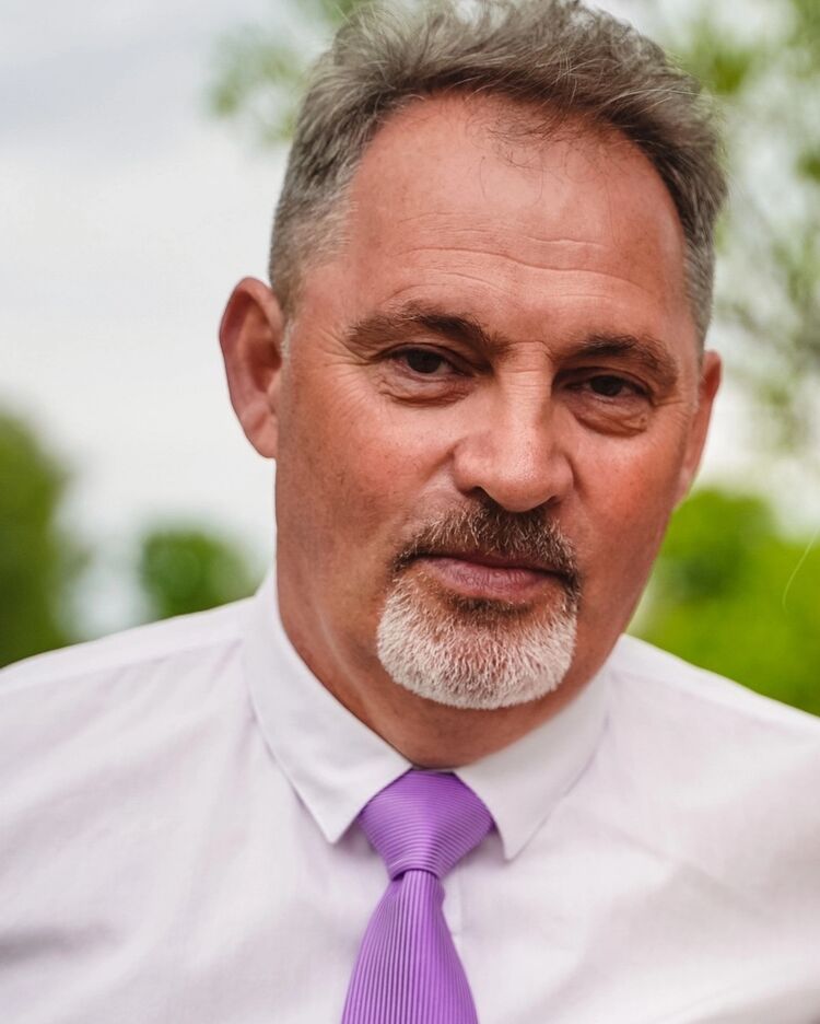 ���� 37235261 ������� ������, 62 ����, ���� ���������� � �����-����������