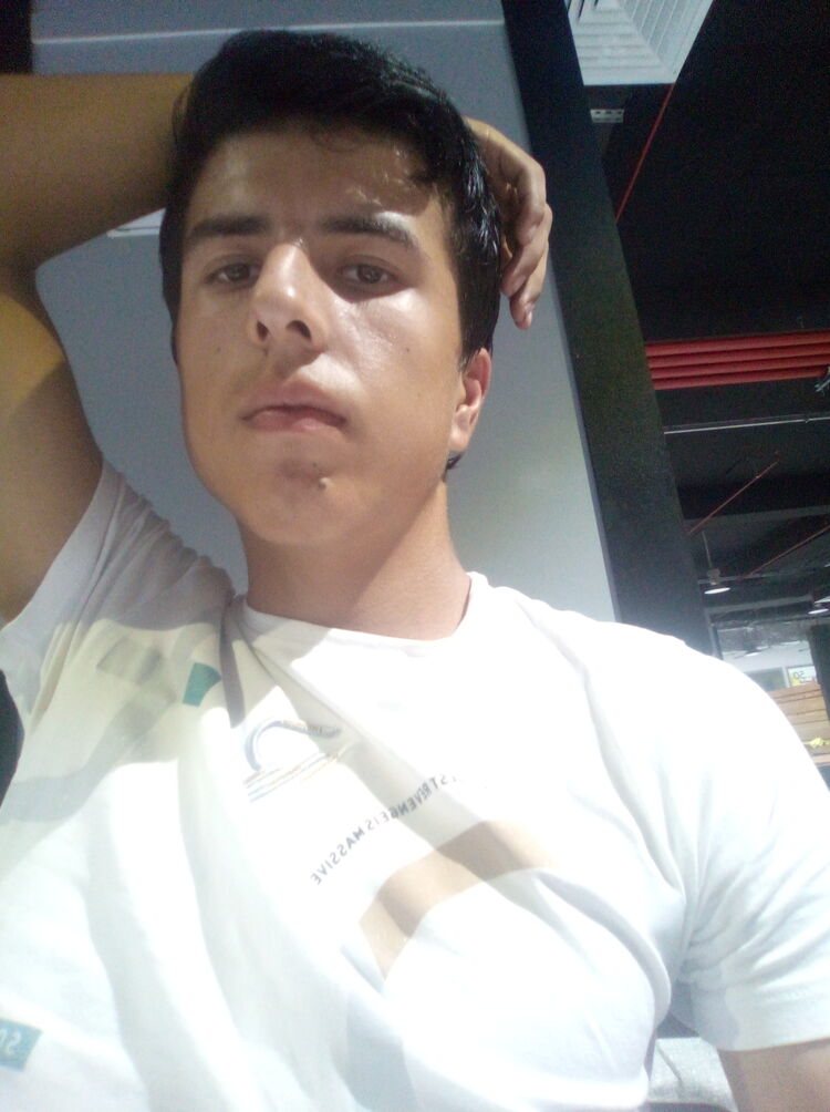 ,   Farid, 21 ,   ,   , c , 