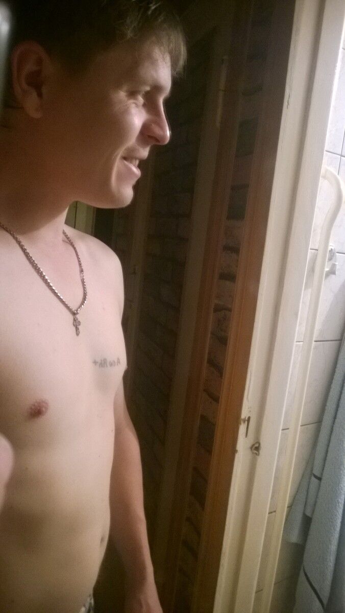  10952161  Roman, 41 ,    