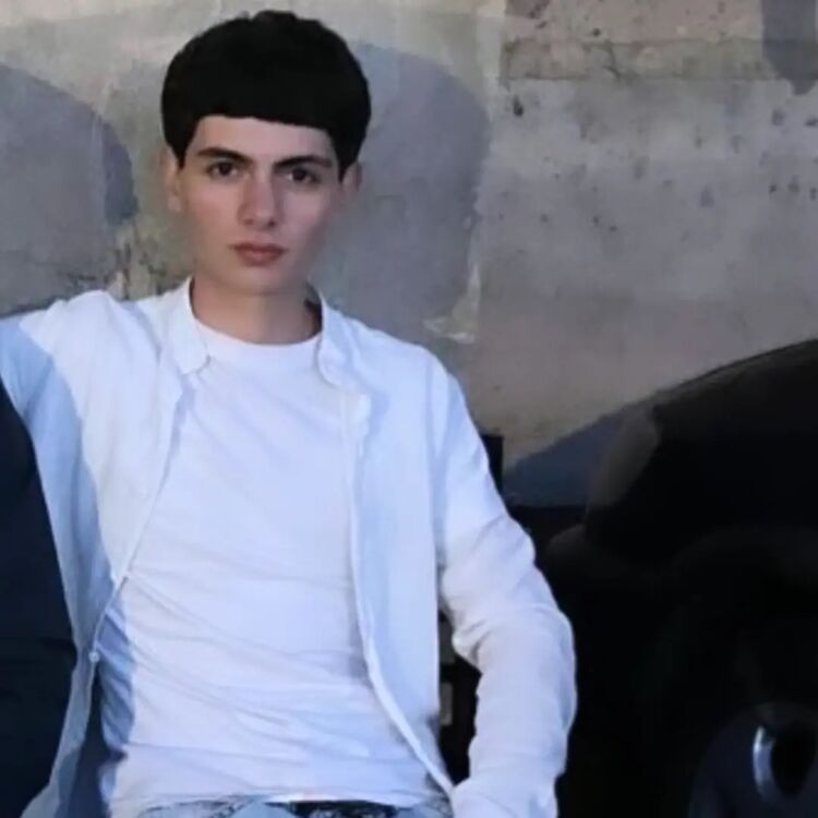 ���� 54474251 ����� Narek, 18 ���, ���� ���������� � �������