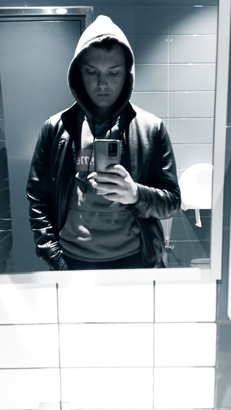  29842271  , 22 ,    