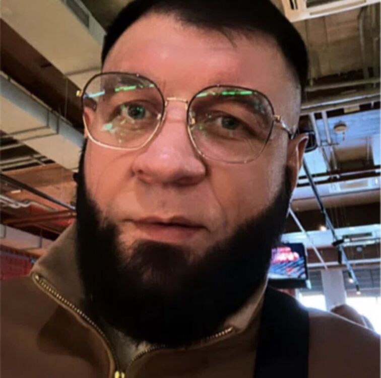  53818981  , 44 ,    