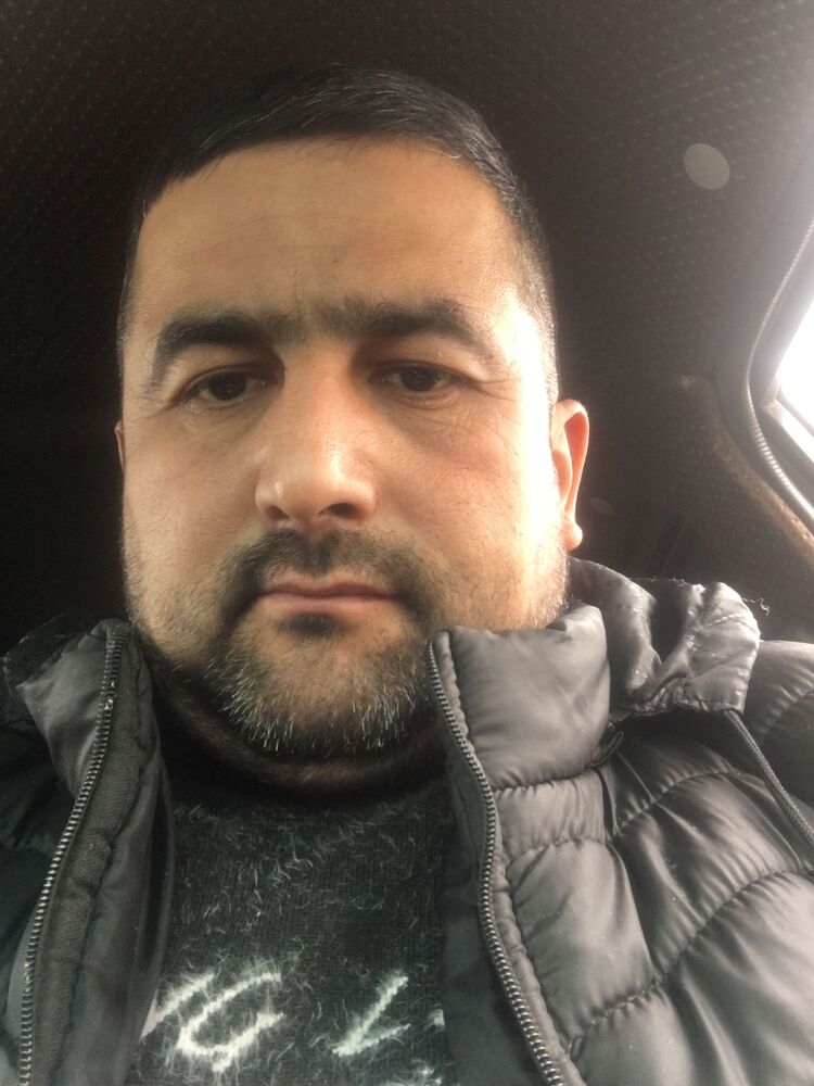  30995841  Bek, 41 ,    