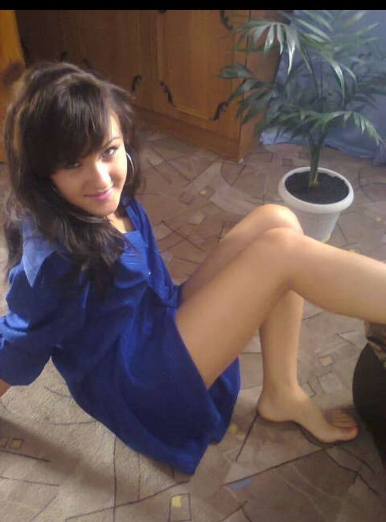  22704601  Ksenia, 29 ,    