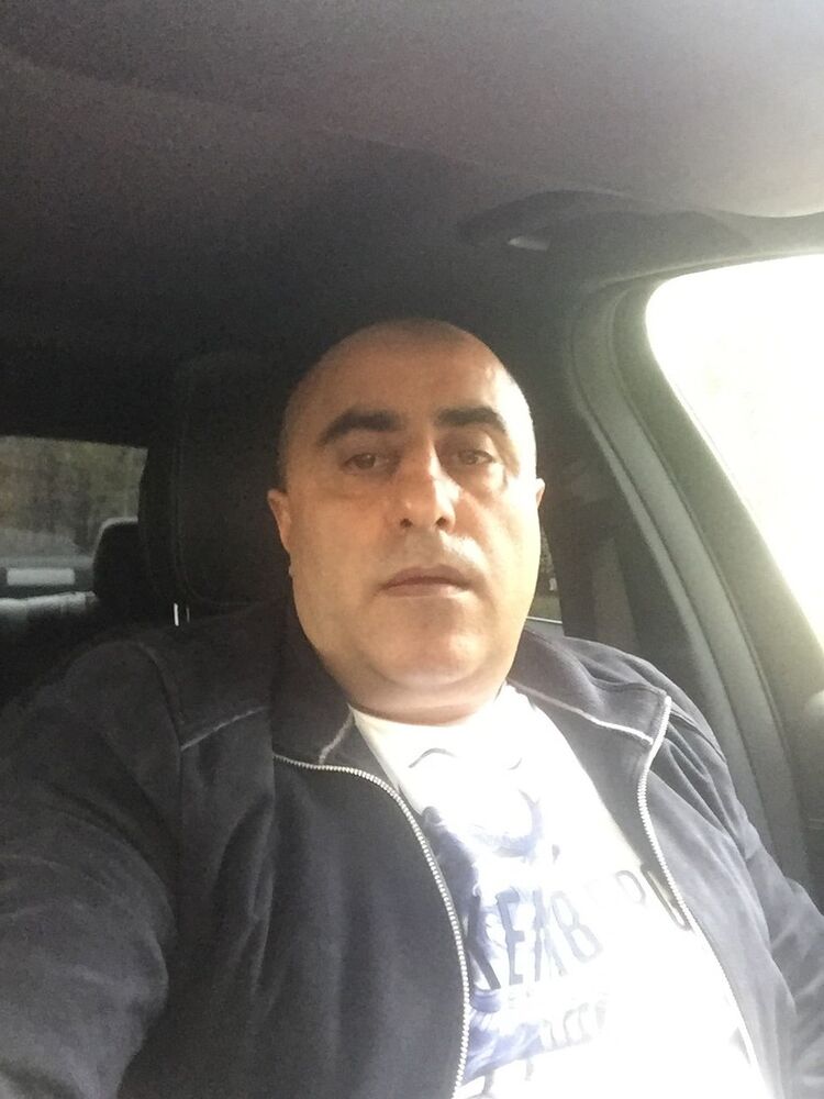  8164061  Garik, 51 ,    