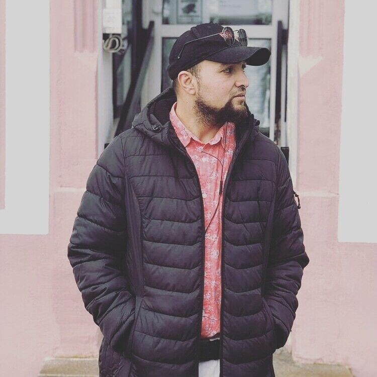 ,   Orkhan, 34 ,   ,   , c 