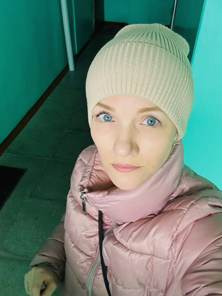  54812481  Nadin, 42 ,    