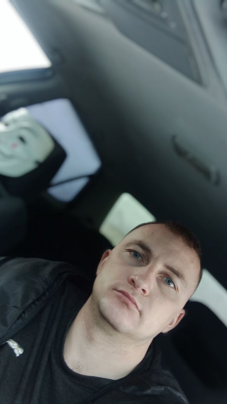  30774851  Vasily, 33 ,    