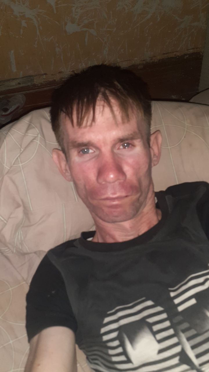  ,   Dhdudguf, 42 ,   ,   
