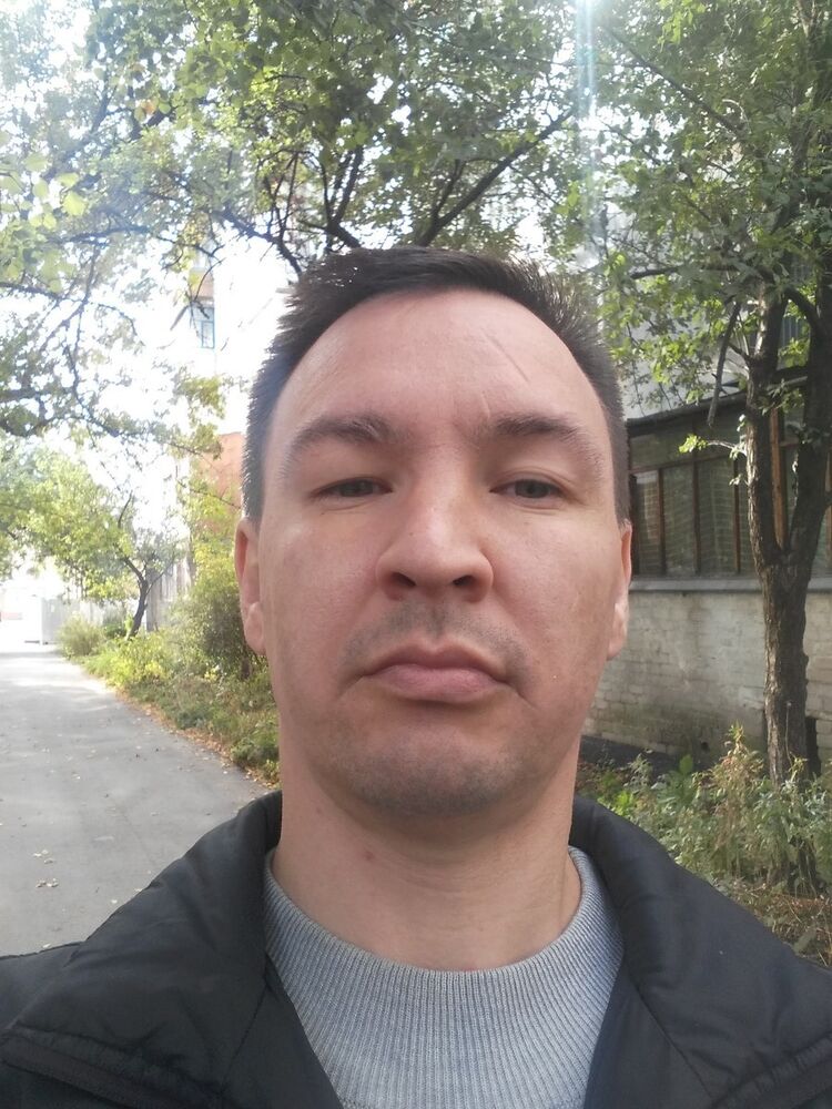  10523471  , 43 ,    