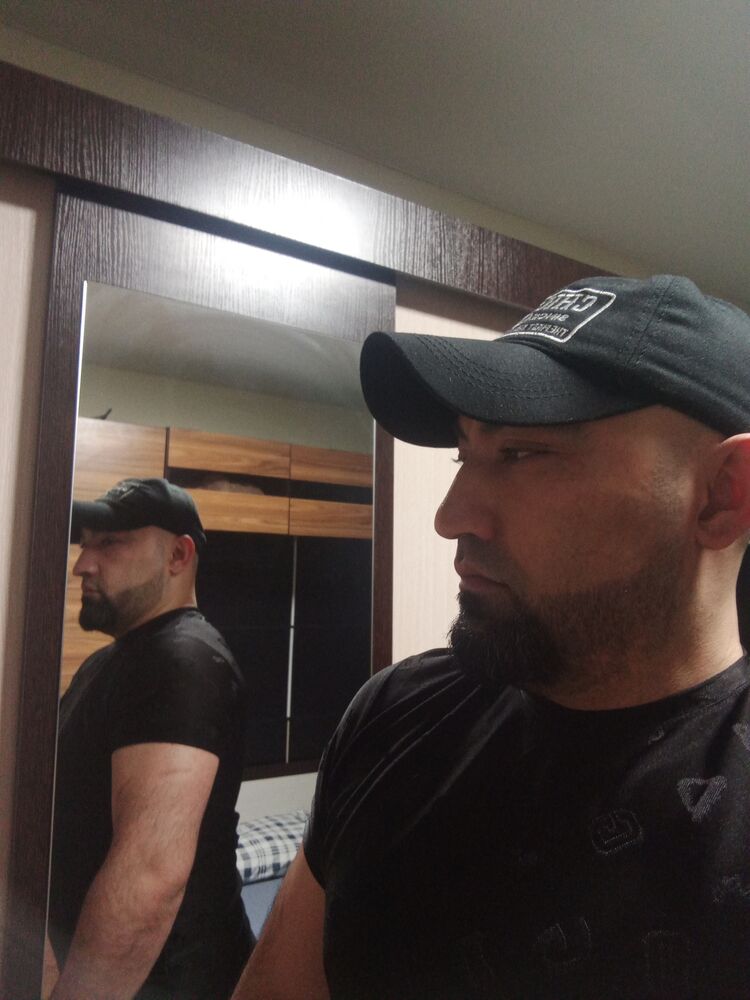  44813431  Akmal, 37 ,    