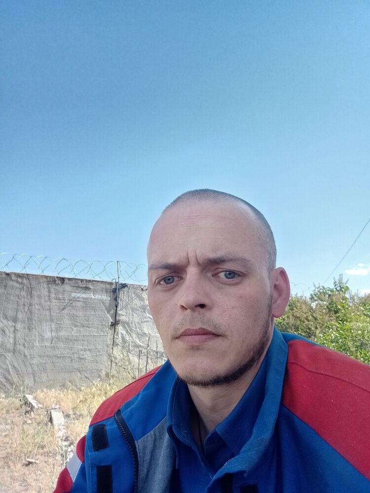  42902661  , 35 ,    