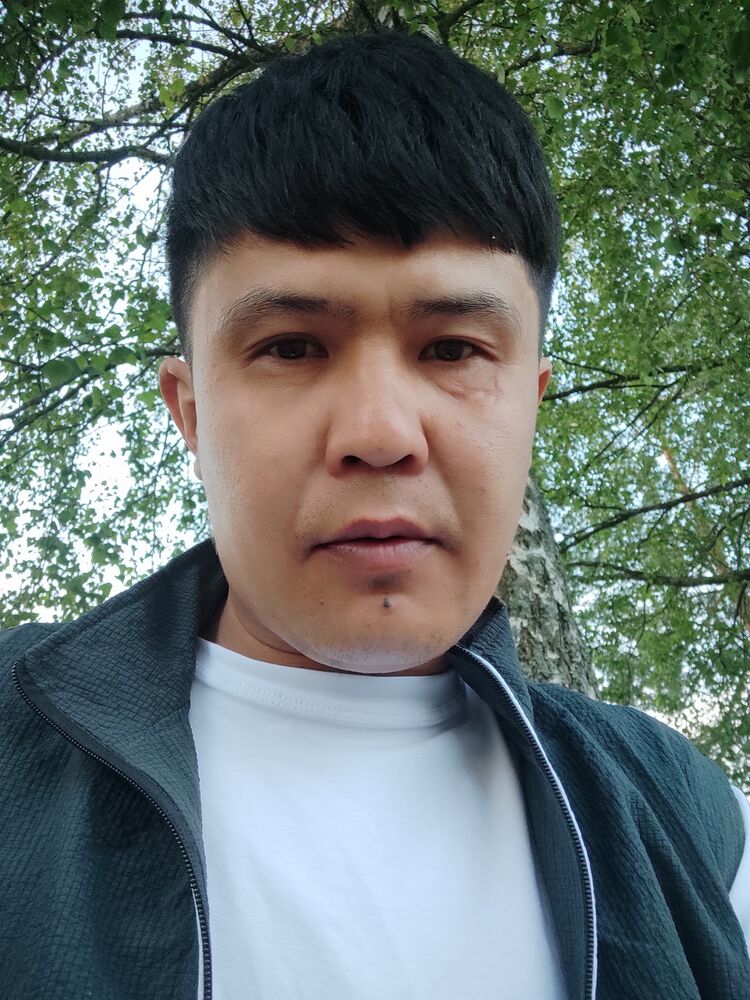  53244201  ALI, 37 ,    