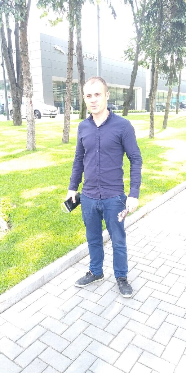  20265071  Maksim, 44 ,    