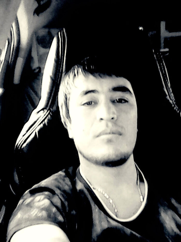  16489381  BOSS, 34 ,    
