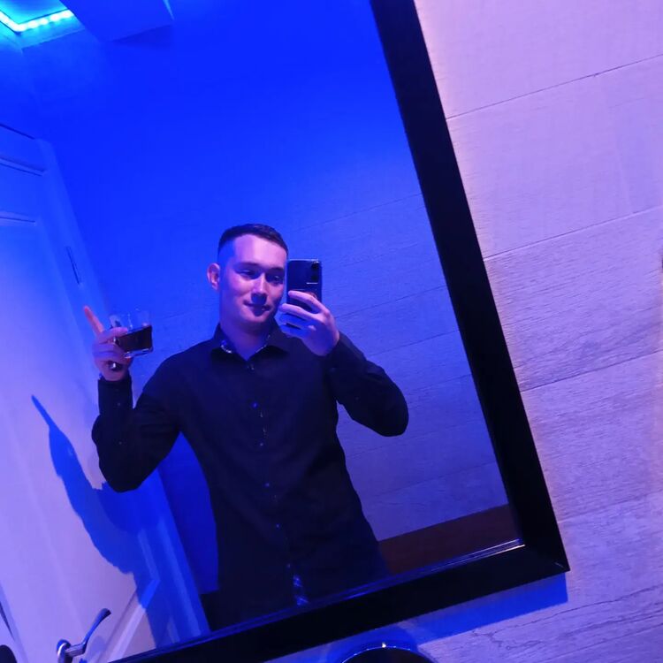  42905601  , 23 ,    