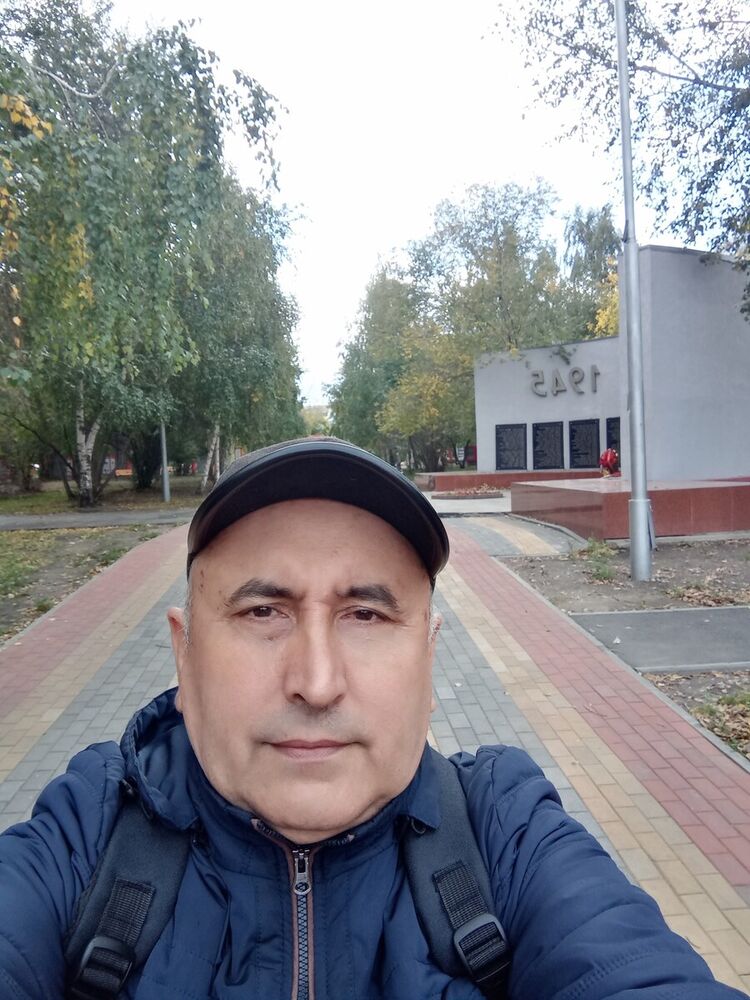  21798071  , 60 ,    