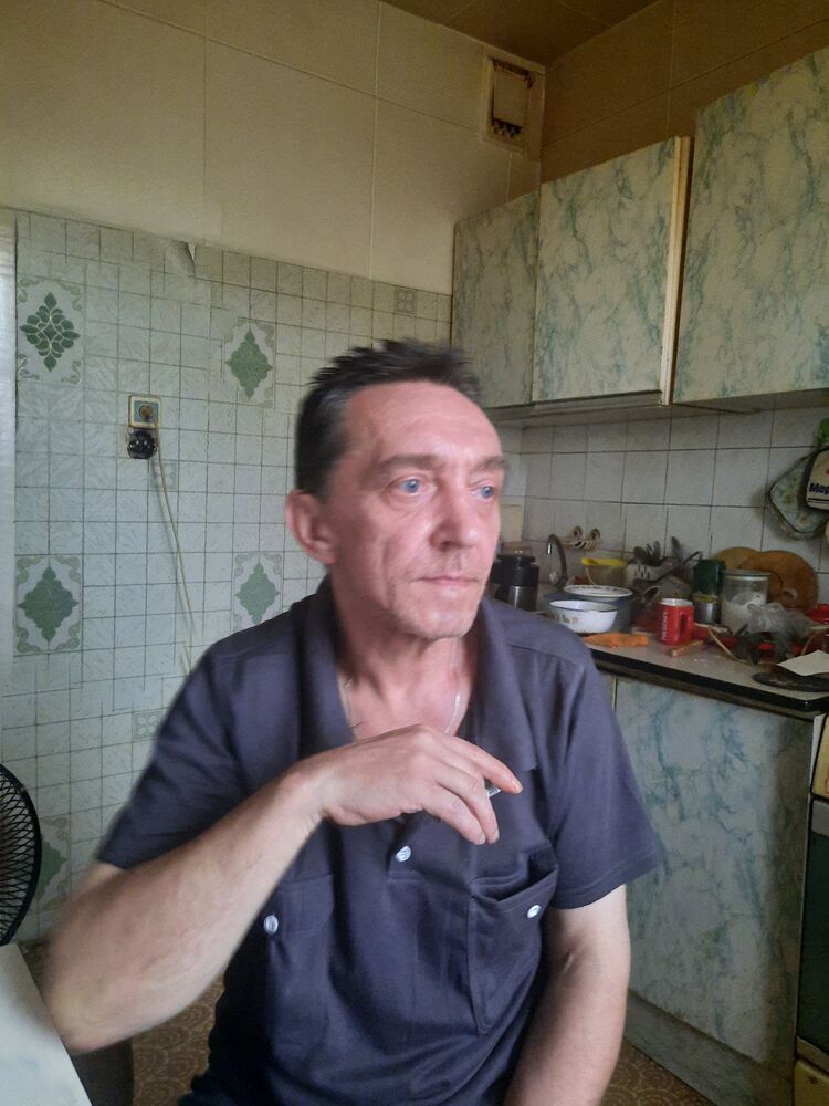  43637631  , 55 ,    