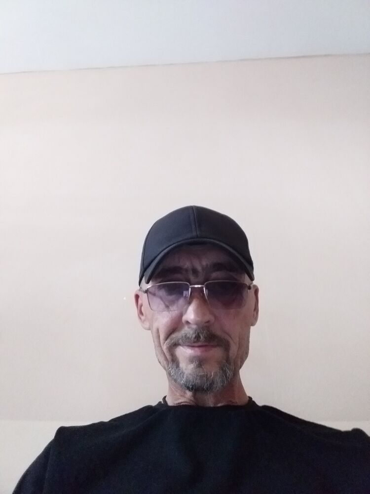  46763071  , 52 ,    