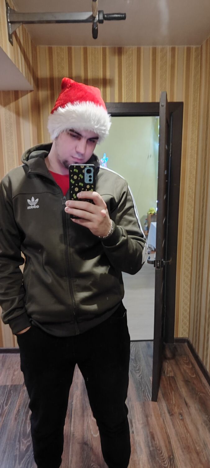  ,   Kirill, 25 ,   ,   