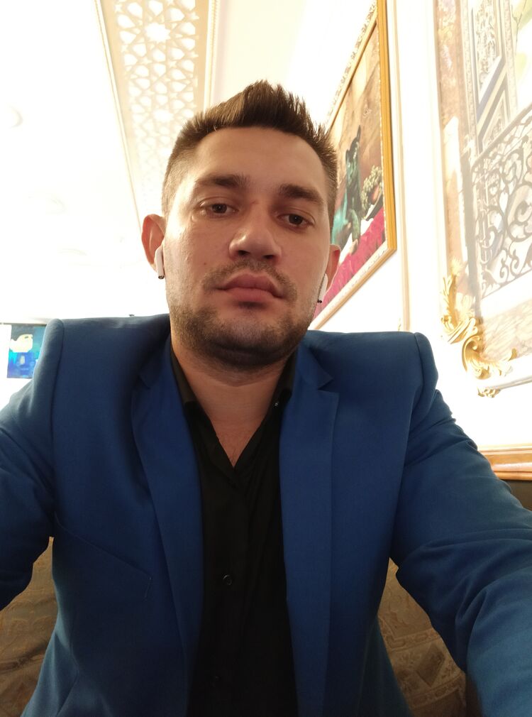  46748651  , 33 ,    